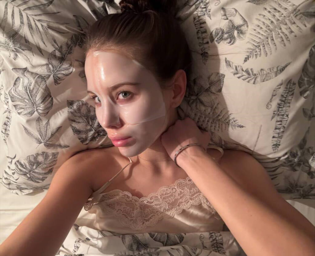 Аврора Киба в нижнем белье слив