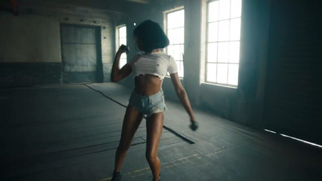 Неизданные кадры Azealia Banks в профиль (горячие кадры, кадр 71)