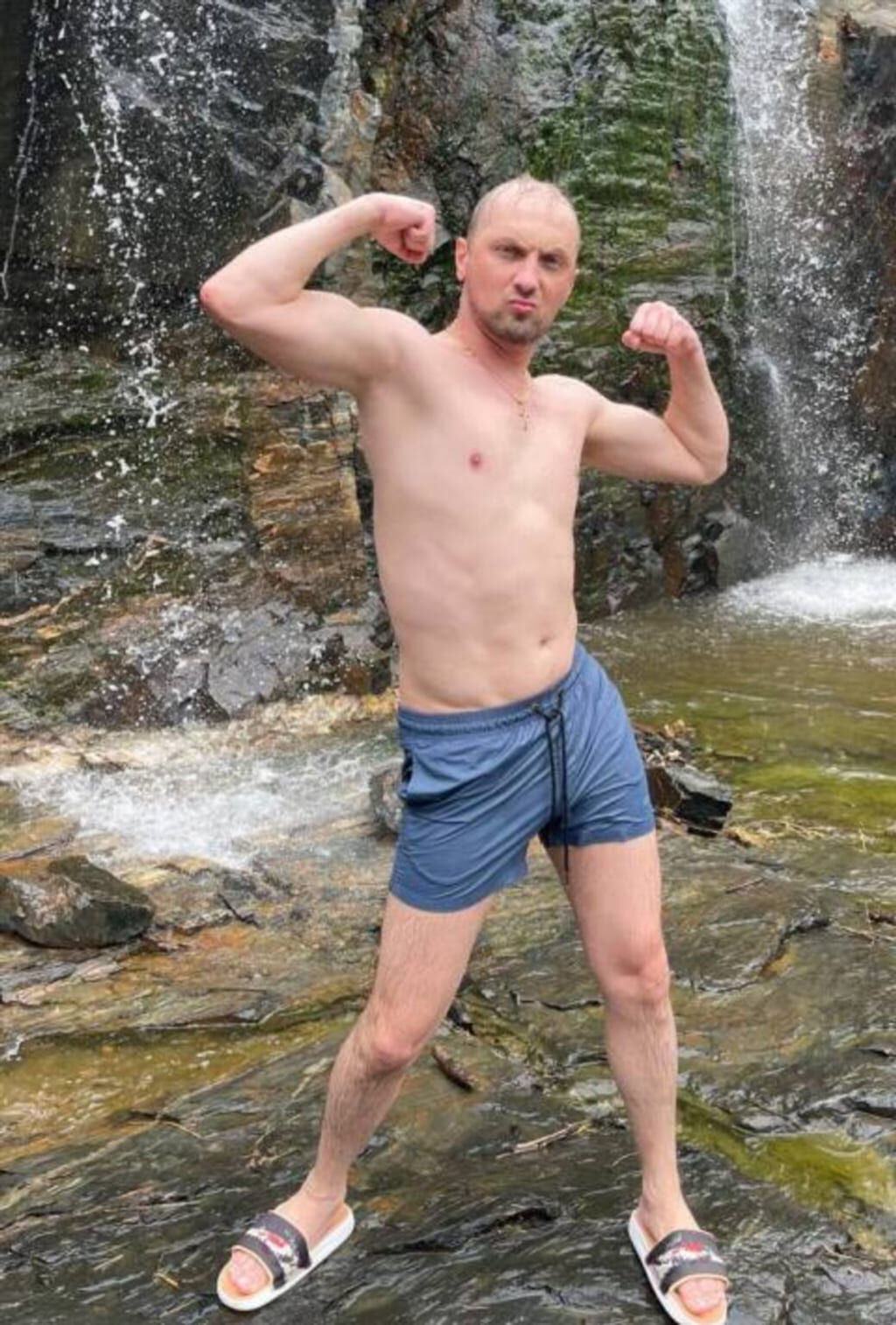 Свежий слив: Александр Зубарев на фото