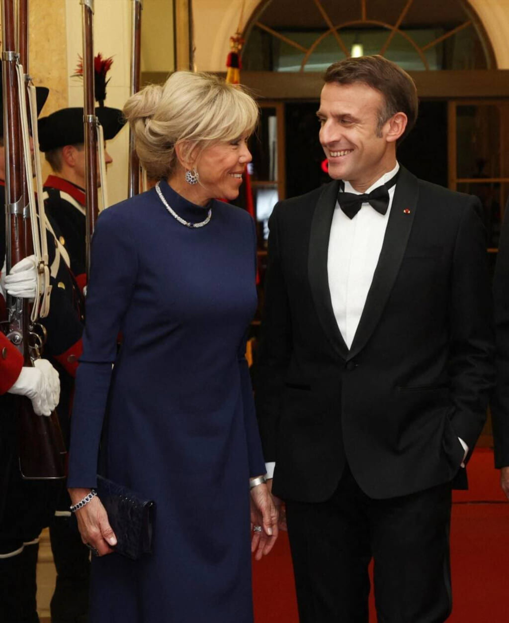 Свежий слив образов Brigitte Macron (полный архив, кадр 77)