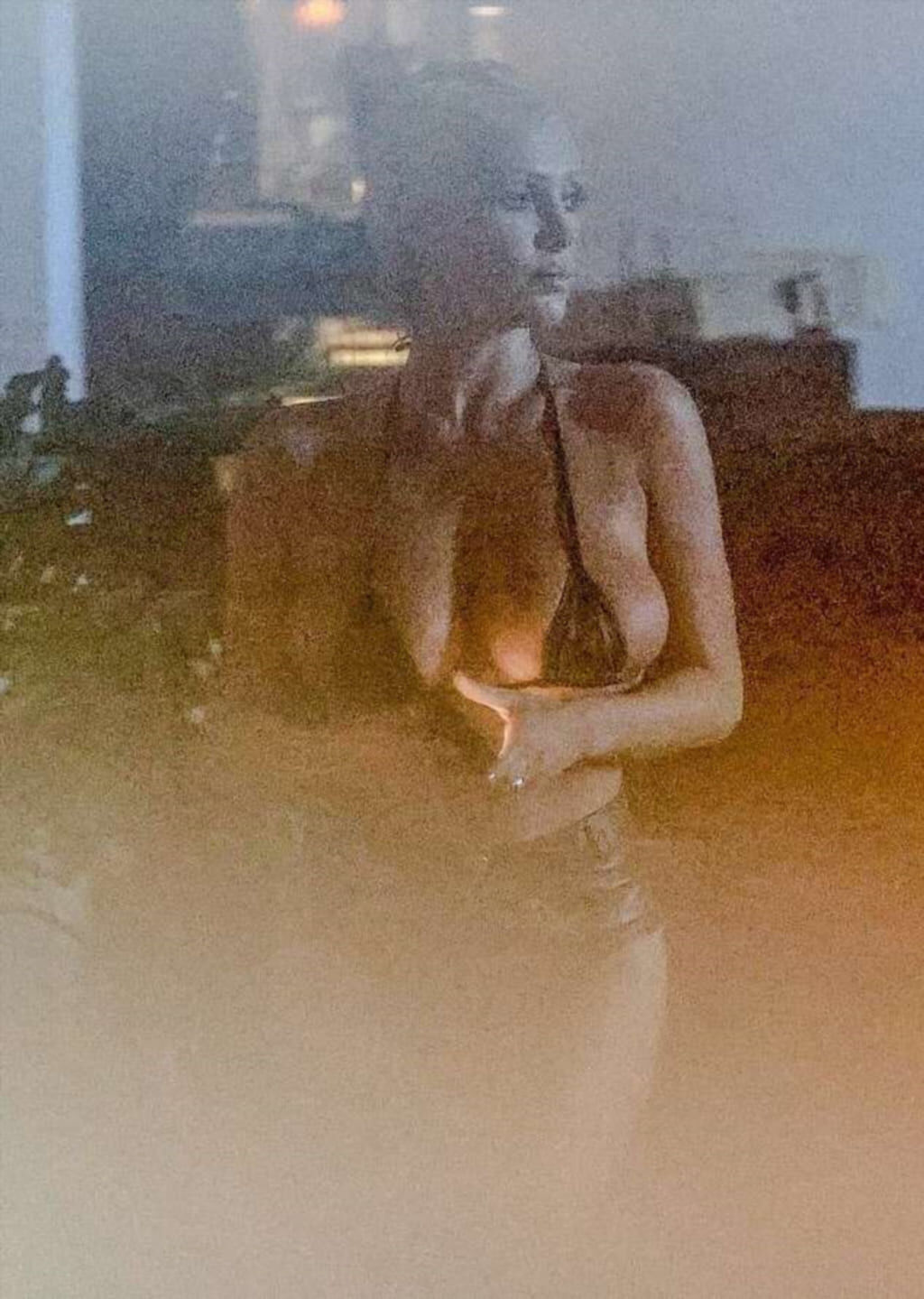 Приватный слив фотосессии Bianca Censori (в высоком качестве, кадр 84)