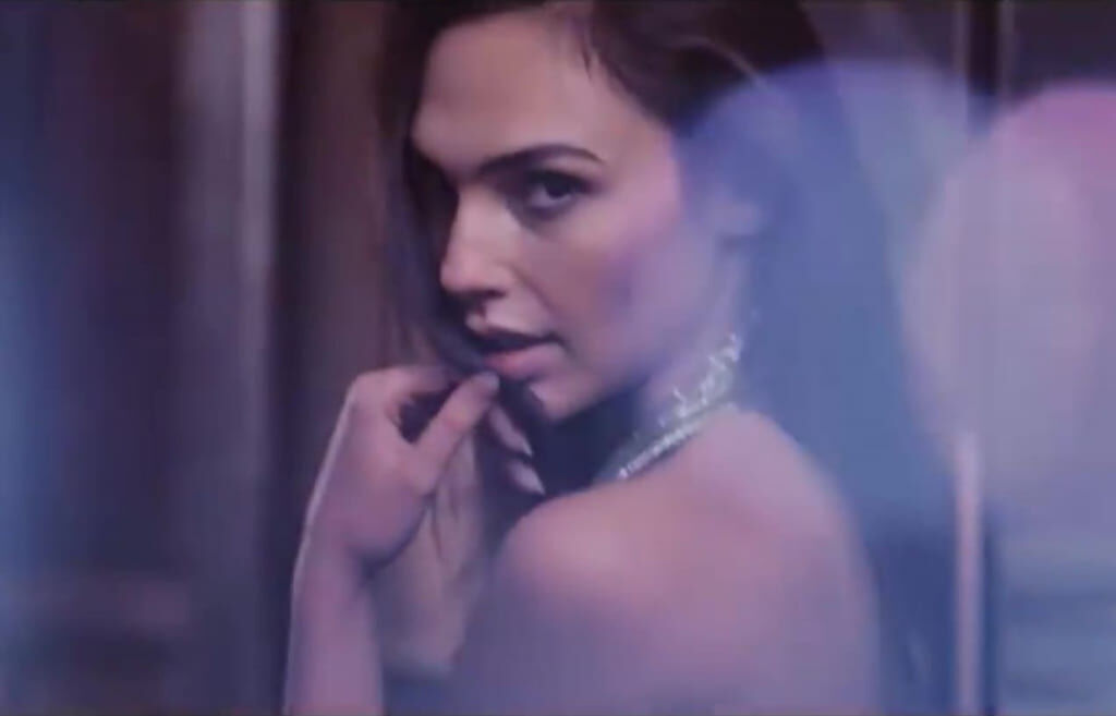 Слив с отдыха Gal Gadot (свежие снимки, кадр 142)