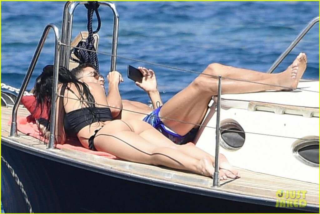 Скрытая камера Georgina Rodriguez