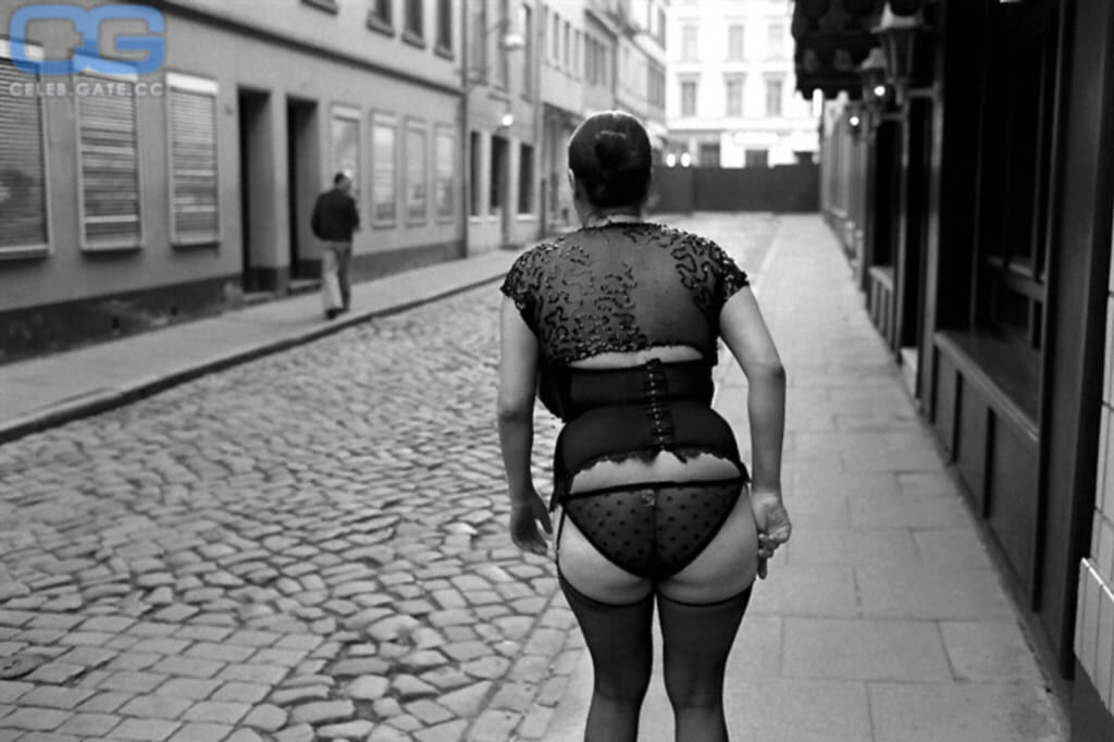 Съемка Domenica Niehoff — архив #17 Слив фотосессии Domenica Niehoff (в высоком качестве, кадр 17)