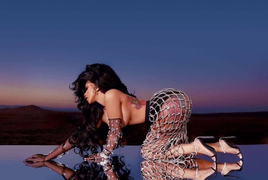 слитые фотографии карди би (cardi b) из архива (откровенный фотосет, кадр 112)
