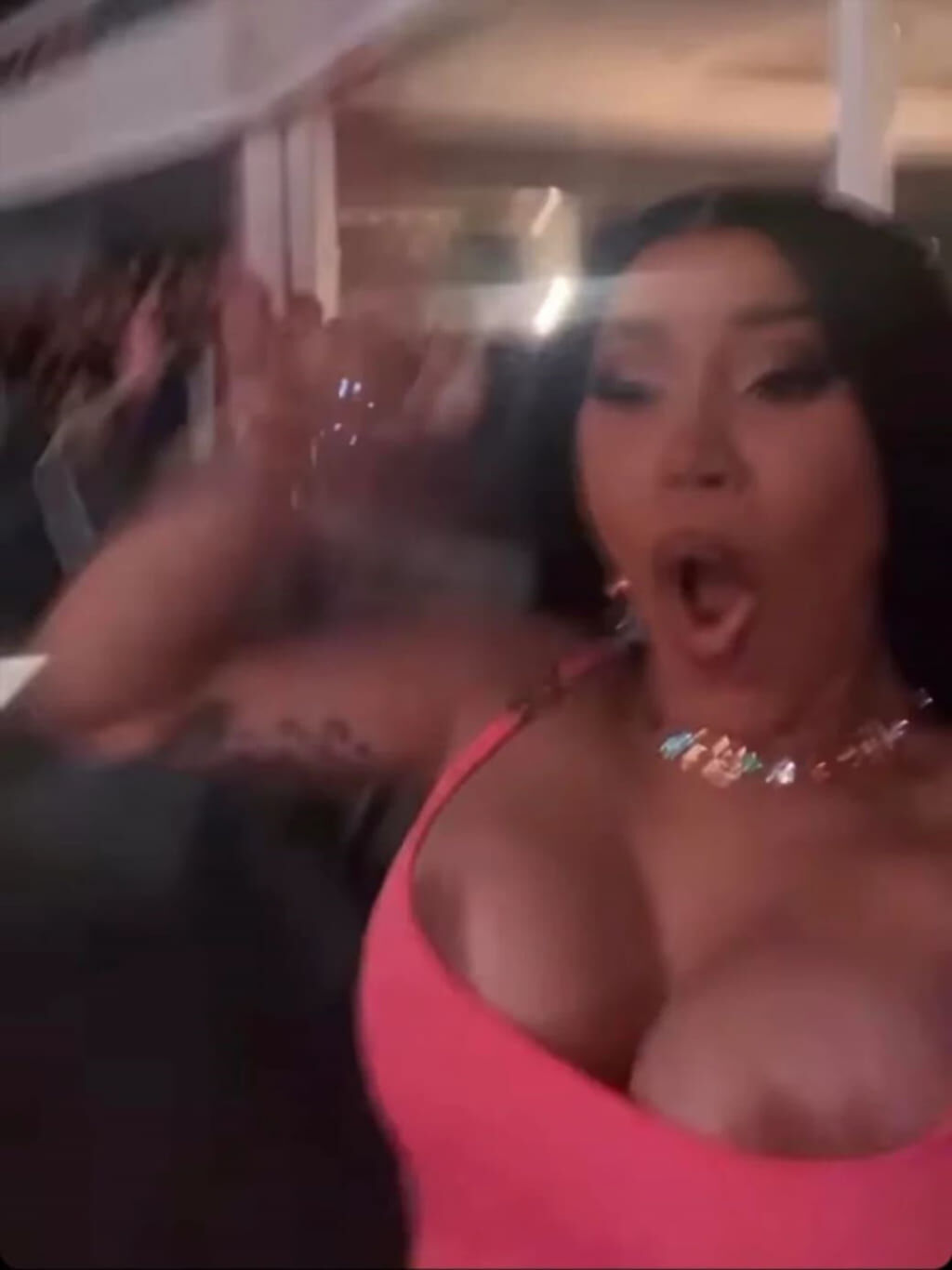 слив карди би (cardi b) горячие фотосессии и архив (откровенный фотосет, кадр 90)