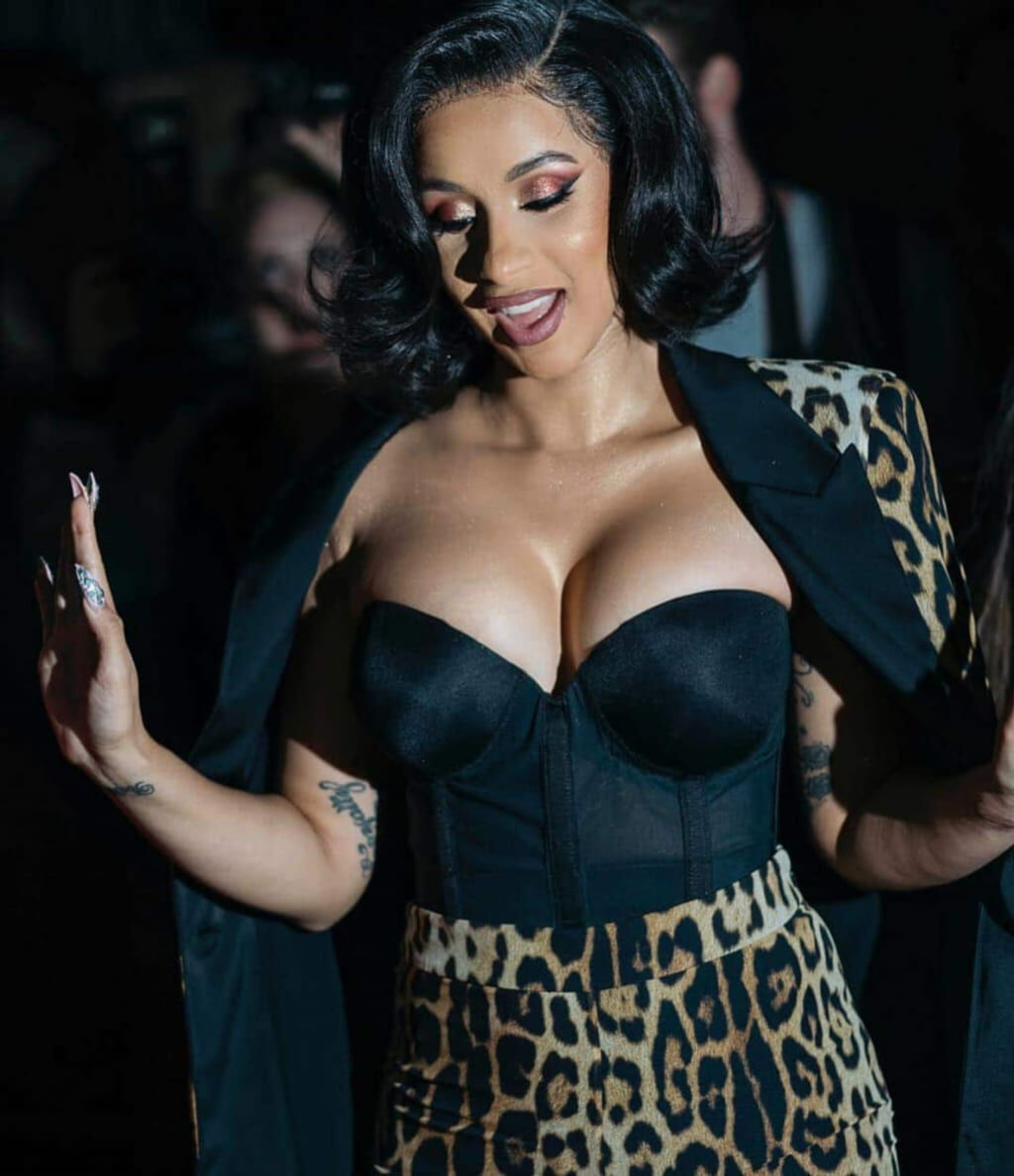 карди би (cardi b) слив откровенных фотосетов (детальный ракурс, кадр 7)