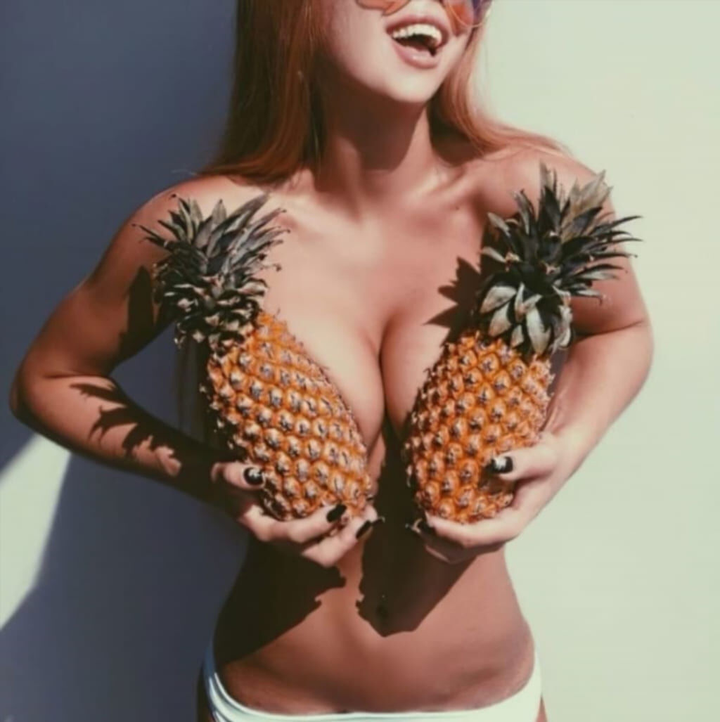 Слив Карина Кросс в откровенном сете (откровенный фотосет, кадр 36)