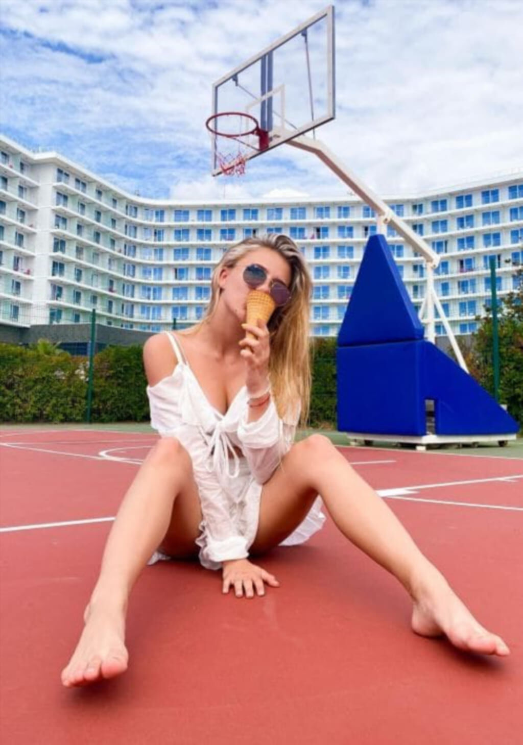 Свежая фотосессия Кати Слив новой фотосессии Кати Адушкиной
