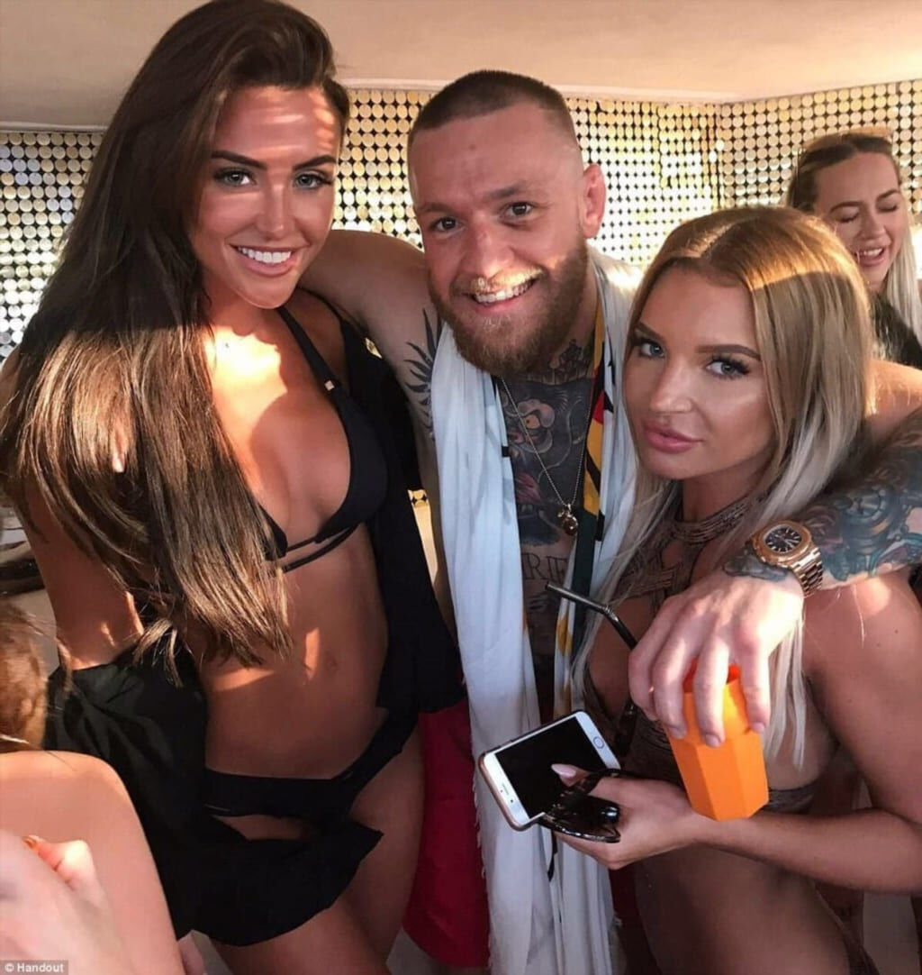 Фотосессия McGregor — архив #28 Фотосессия Conor McGregor, новый слив (откровенный фотосет, кадр 28)