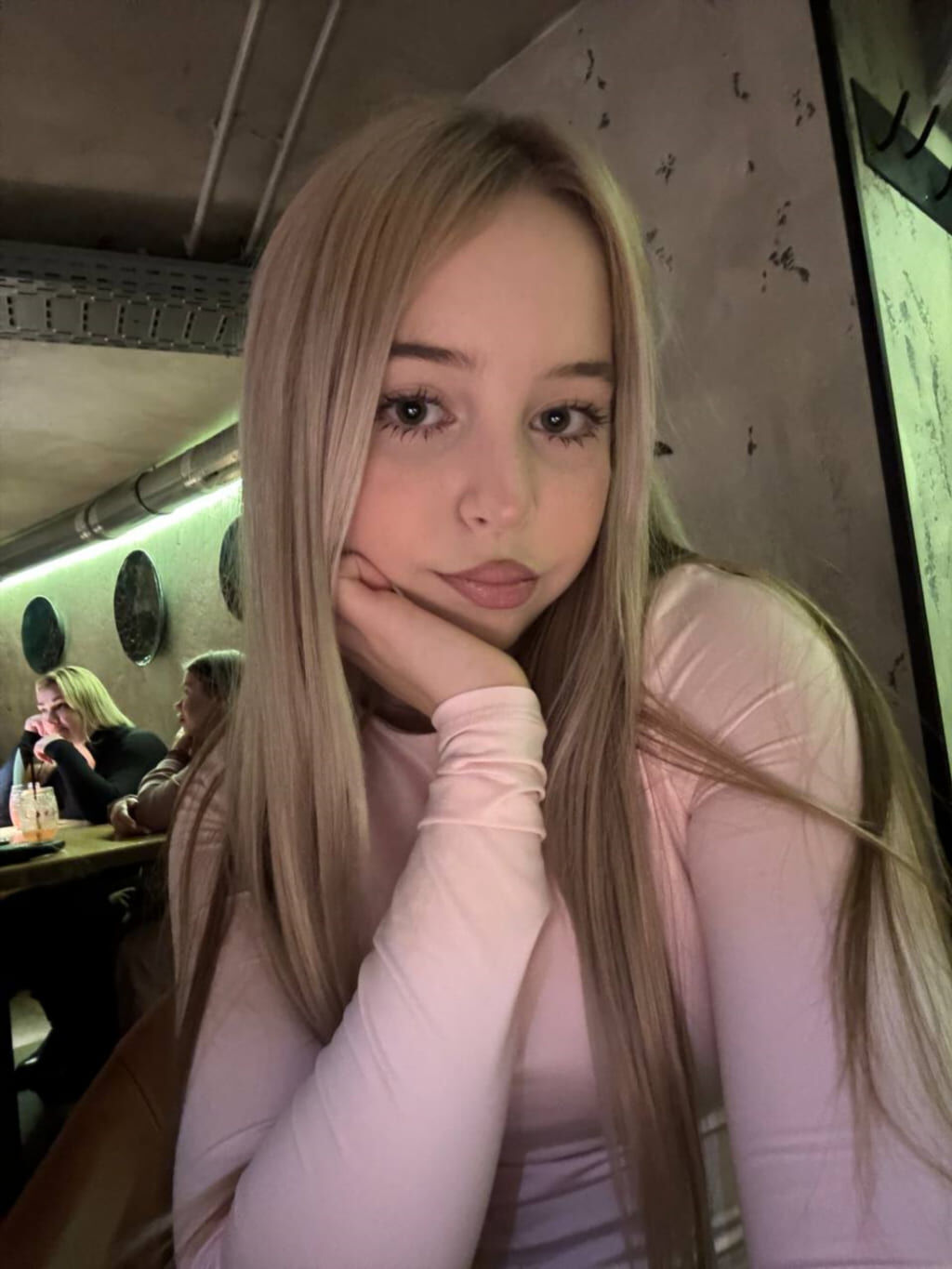 Слив Ксюша Авдеева закрытый контент (в высоком качестве, кадр 168)