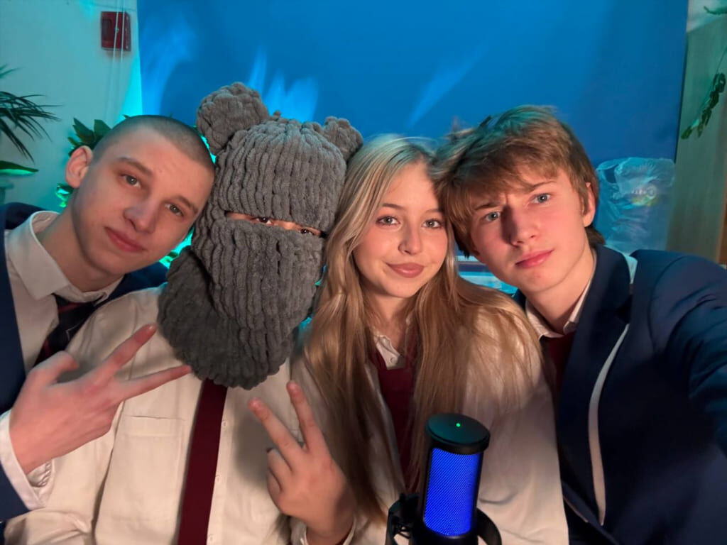 Слив Ксюши Авдеевой эффектное селфи