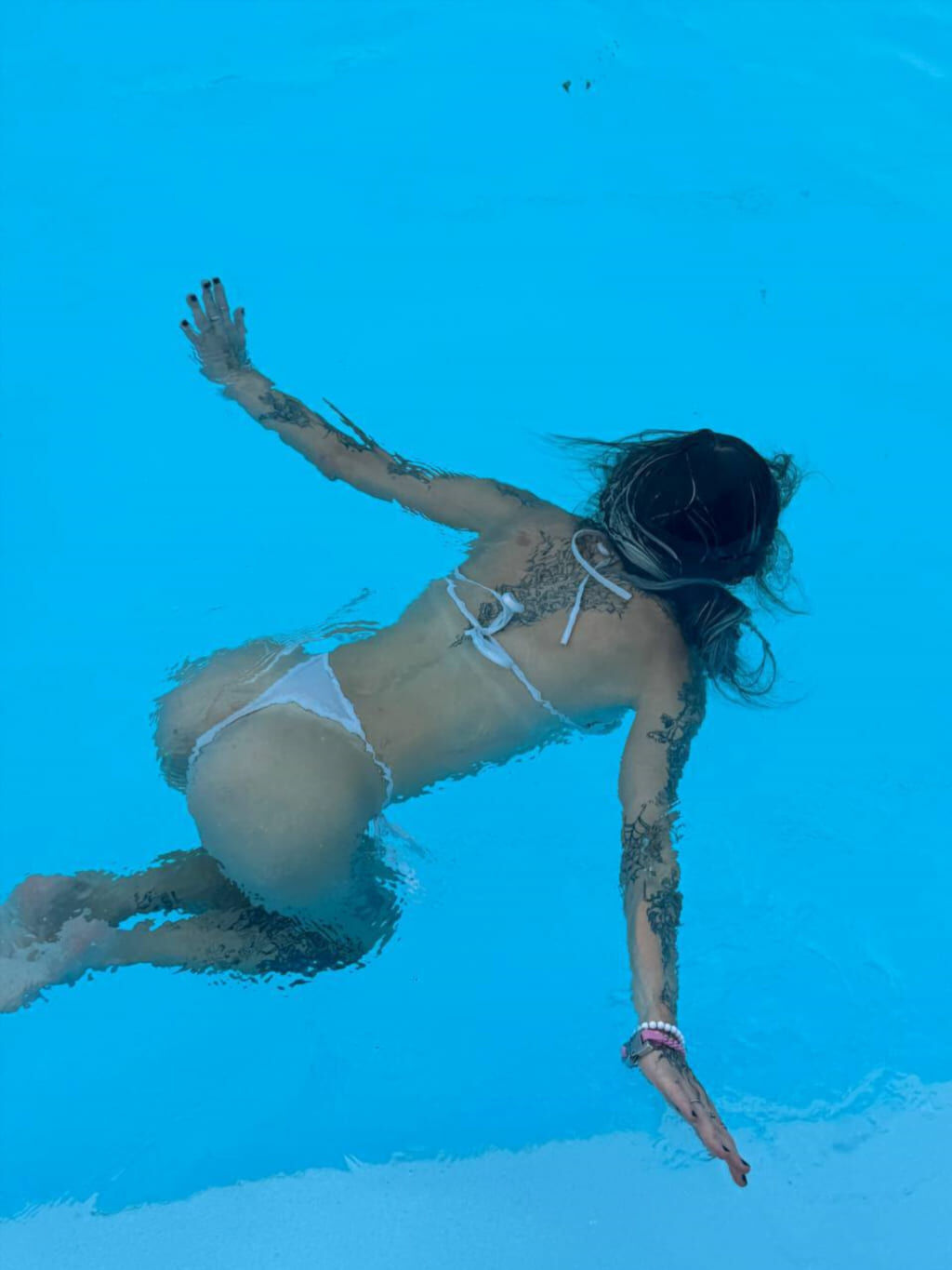 Лапа хапа: смелая фотосессия, слив (подборка из сета, кадр 101)