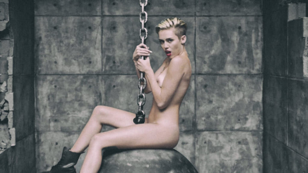 Свежий слив кадров с Miley Cyrus (в высоком качестве, кадр 87)