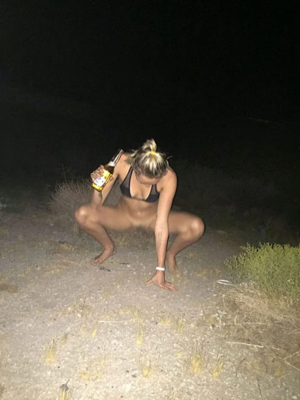 Личные кадры Miley Cyrus из архива кадр 69
