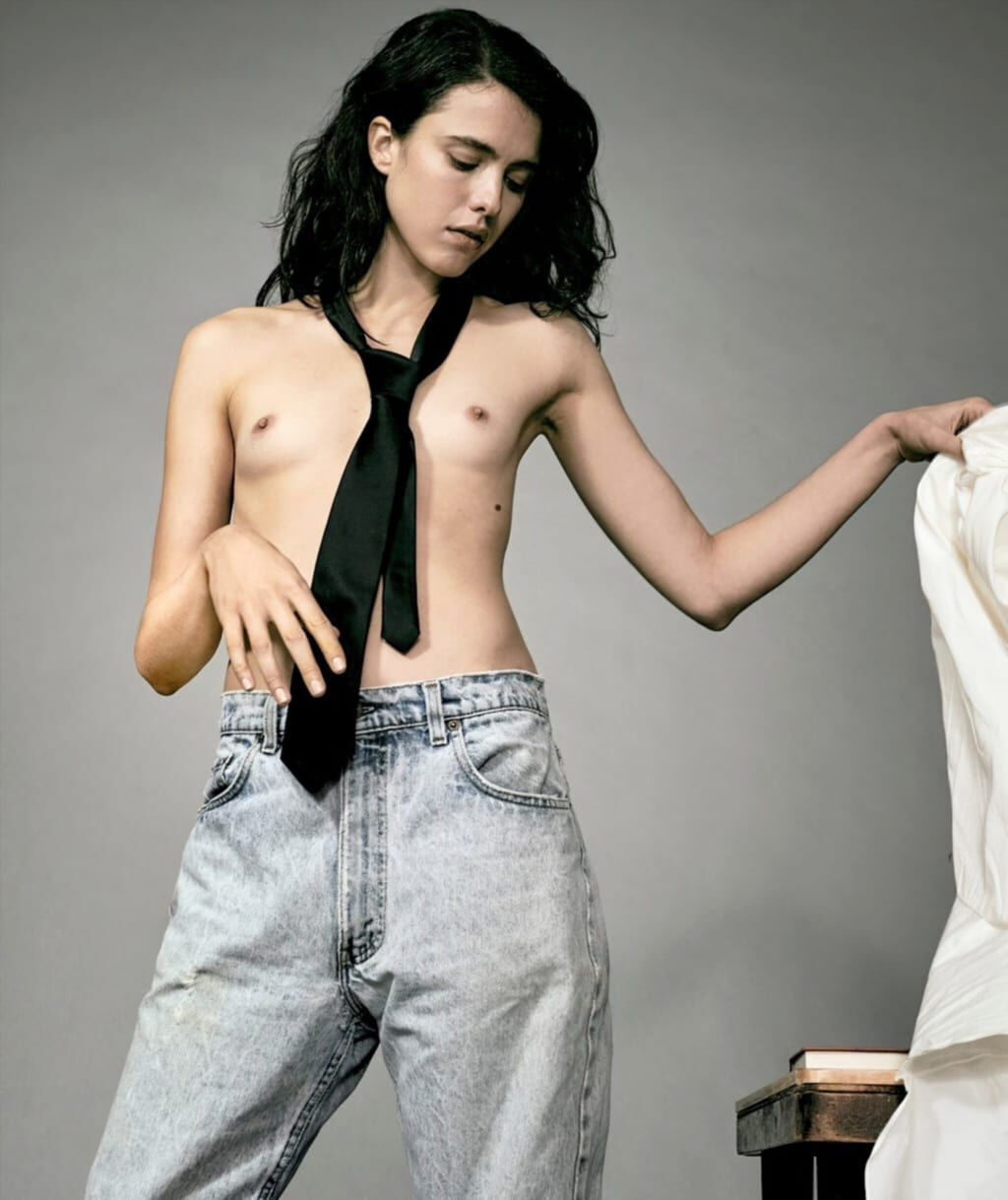 Слив с примерки Margaret Qualley (эксклюзивные кадры, кадр 33)