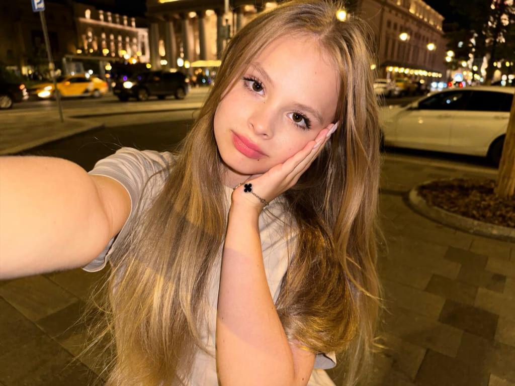 милана стар слив откровенных фотосетов (подборка из сета, кадр 126)