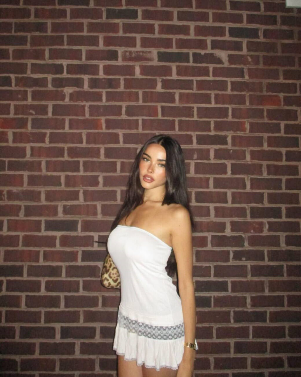 Слив личных селфи Madison Beer кадр 127