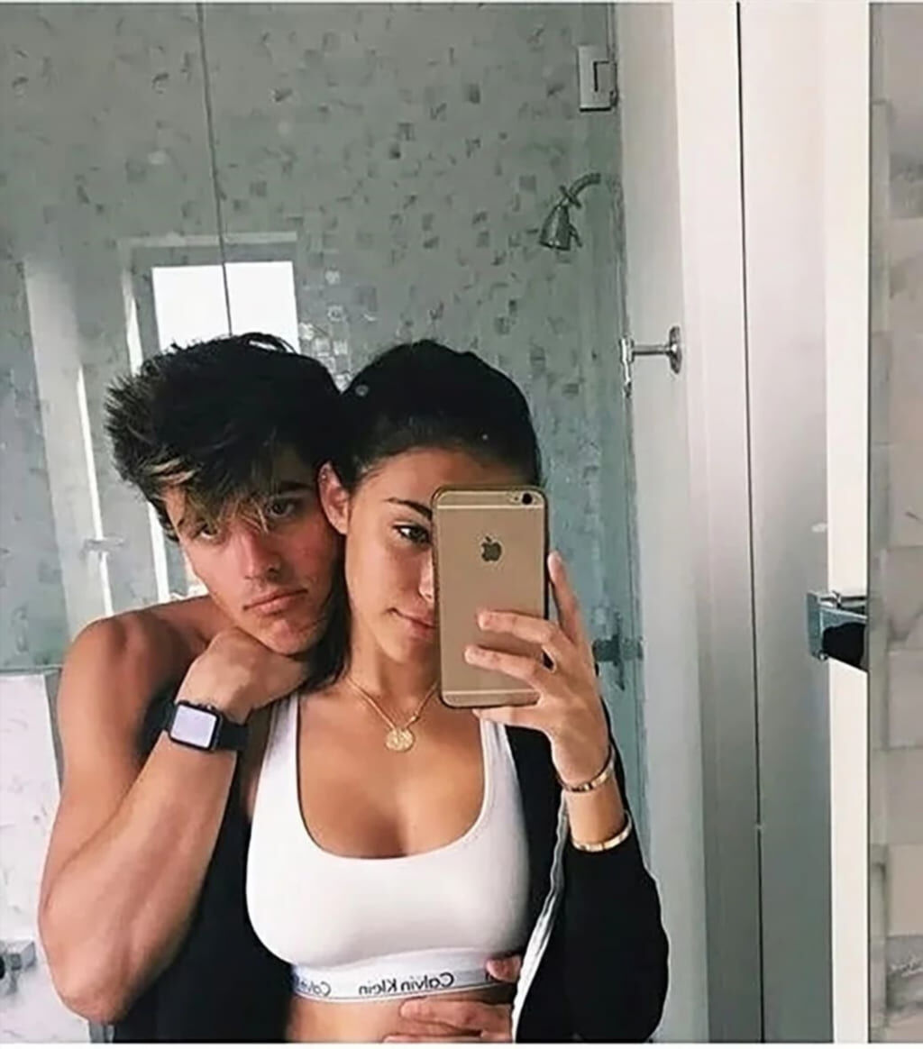 Слив фотосессии Madison Beer в купальнике (полный архив, кадр 61)