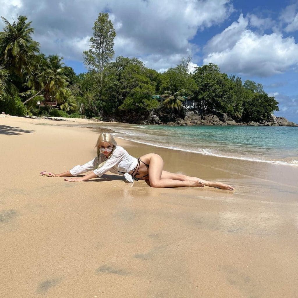 Недавний слив фотомодели Насти Степиной