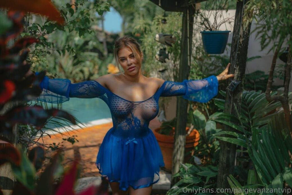 Кадры с отдыха — эксклюзив #86 Paige VanZant на отдыхе, слив кадров кадр 86