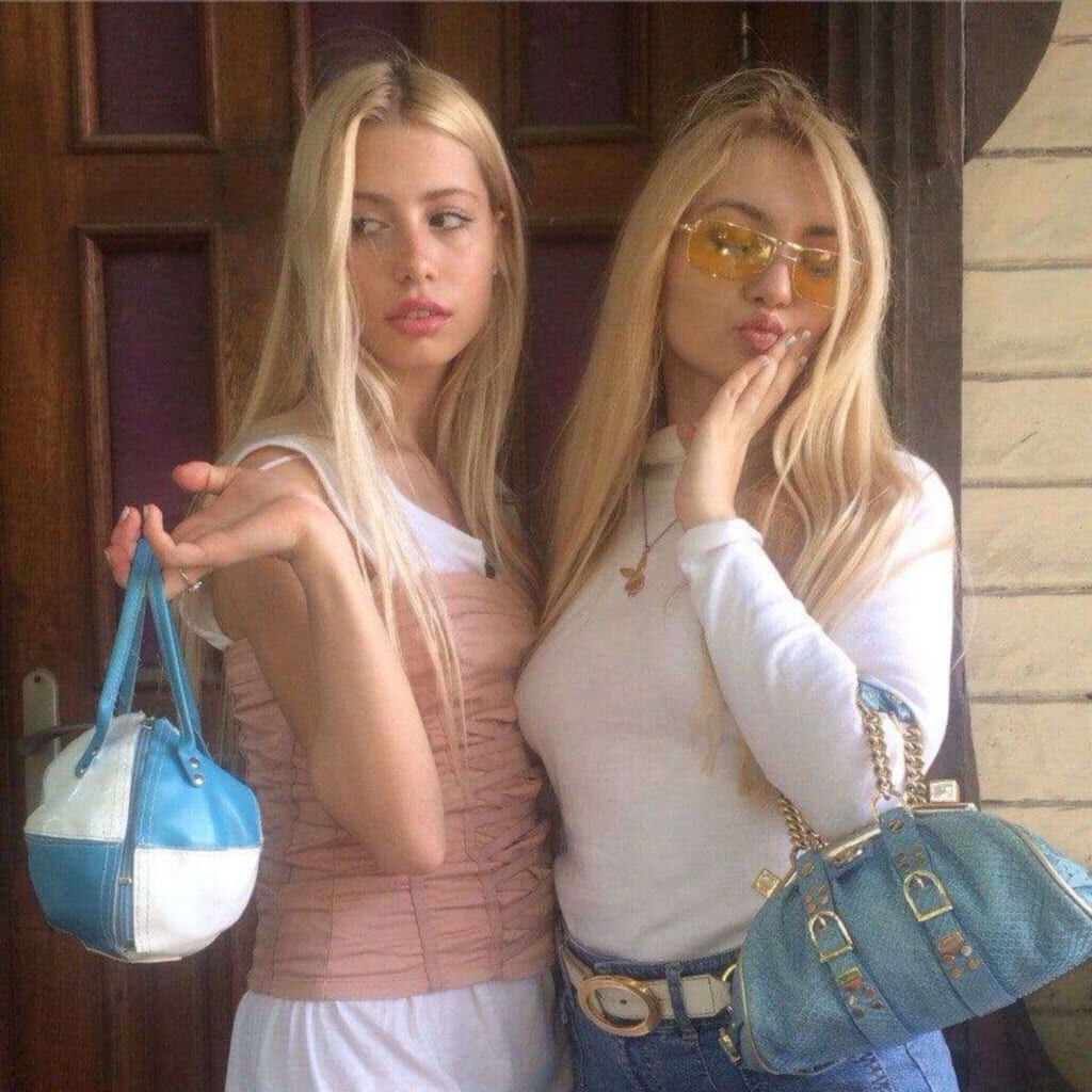 Слив фотосессии Михеевой в студии