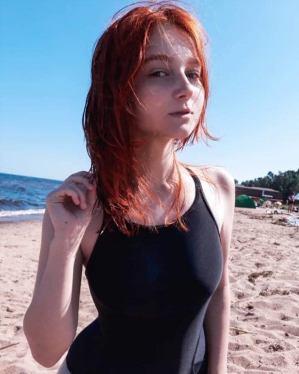 Слив архива фото блогерши eveliinushkaa (детальный ракурс, кадр 23)