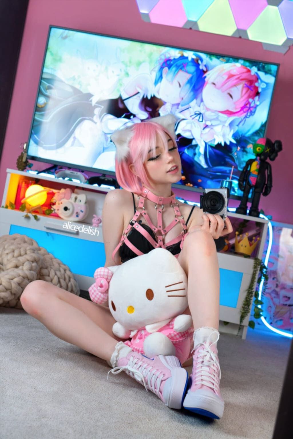 Сет Alice Delish — высокое качество #46 Стрим Alice Delish: эксклюзивный сет, новые образы. (детальный ракурс, кадр 46)