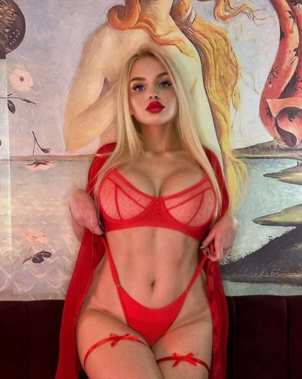 Откровенный образ Arina SL — кадр из сета #47 Слив Arina SL — откровенный образ в белье (в высоком качестве, кадр 47)