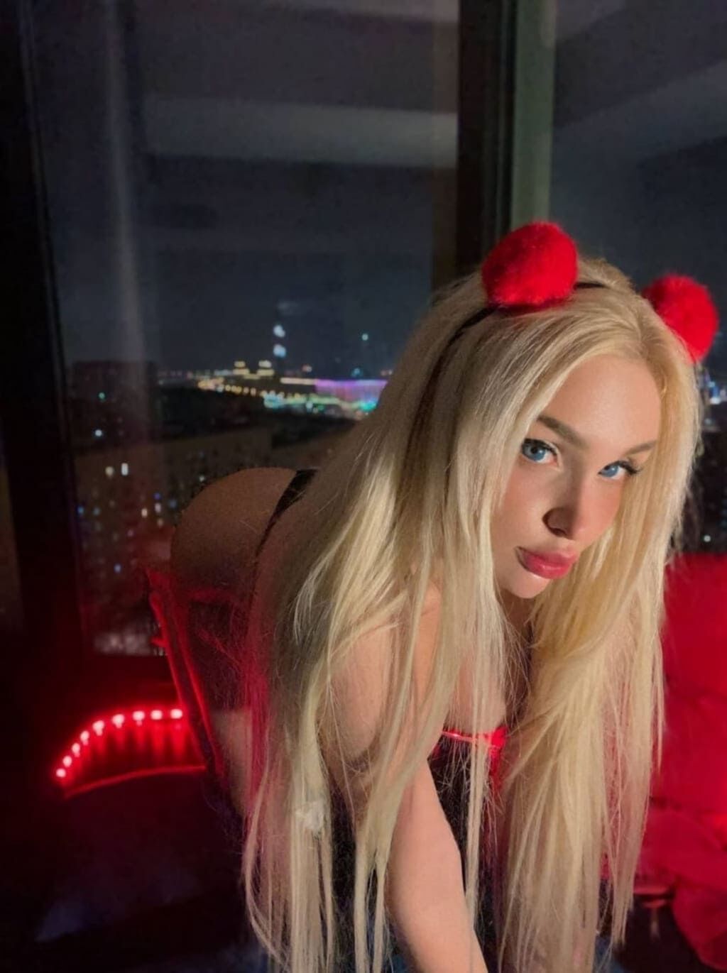 Селфи Arina SL — подборка #72 Слив Arina SL, селфи крупным планом (эксклюзивные кадры, кадр 72)