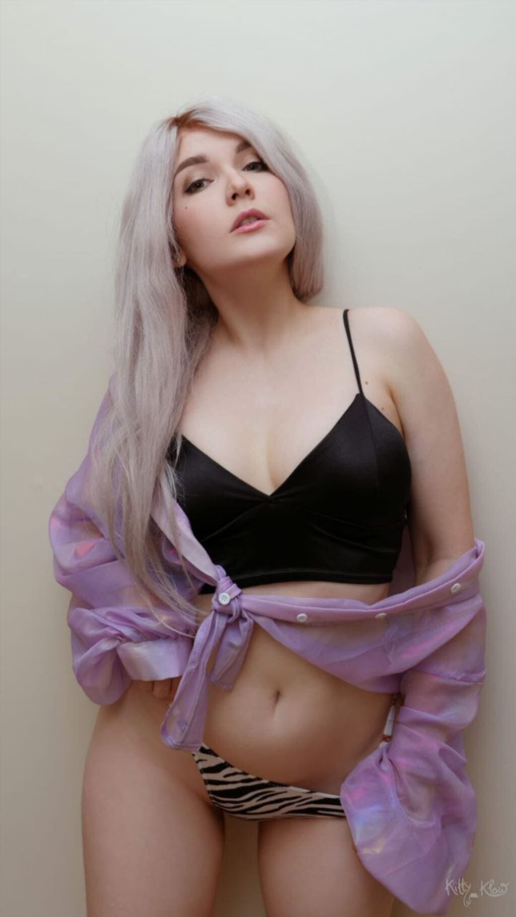 KittyKlaw в купальнике — кадр из сета #47 Слив ASMR KittyKlaw в купальнике (свежие снимки, кадр 47)