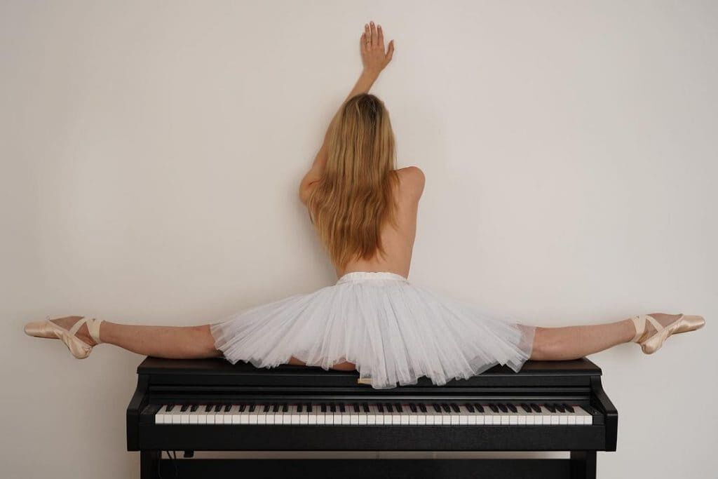 Слив контента с Boosty — архив #15 Слив контента Avva Ballerina бусти (подборка из сета, кадр 15)