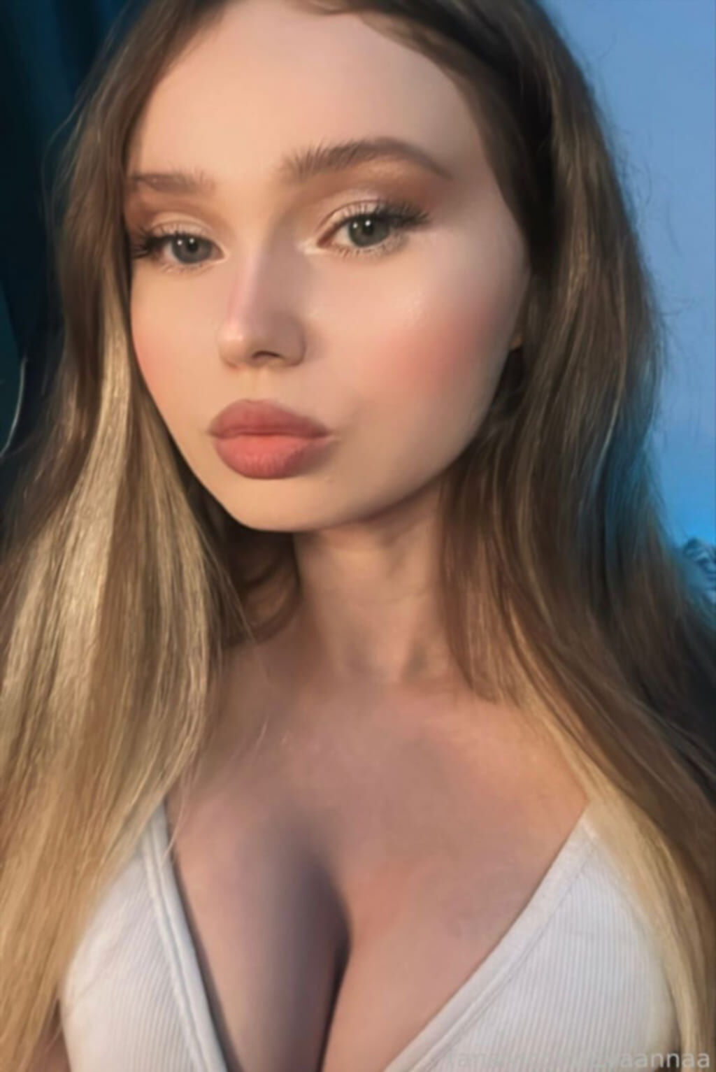 Личный слив evaanna из галереи