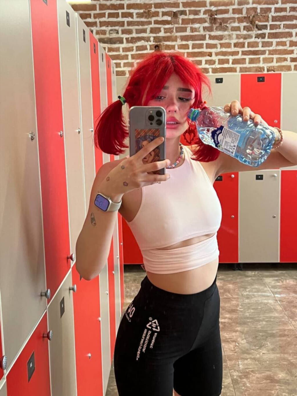 Flaffyx селфи — кадр из сета #167 Слив flaffyx: эксклюзивное селфи (откровенный фотосет, кадр 167)