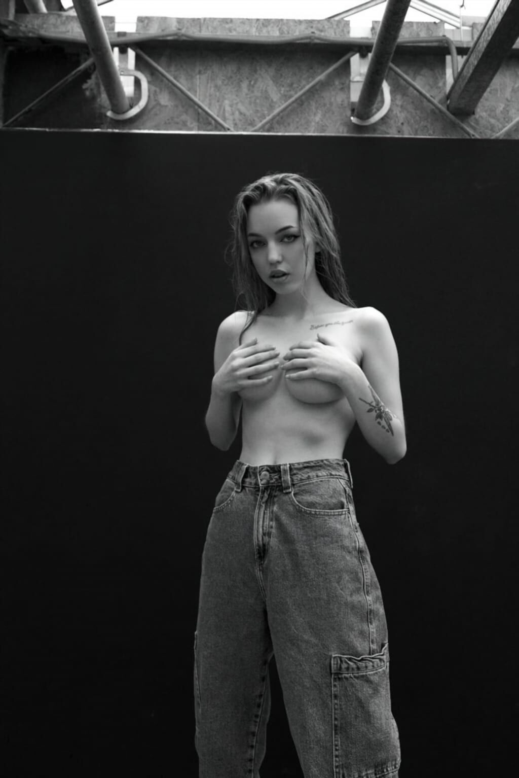 Домашнее фото Jenny Kitty Jenny Kitty слив: домашняя фотосессия