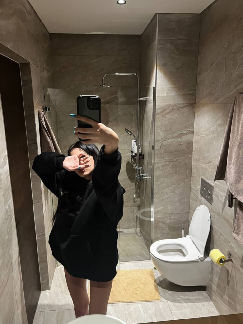 Приватные кадры стримерши onlykrisssty (кадры из закрытого архива, кадр 46)