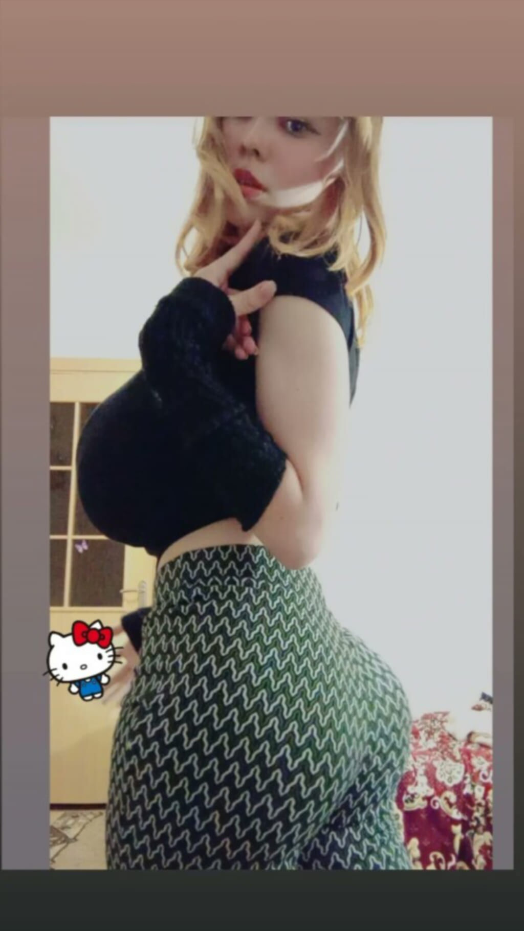 Слив архивных кадров mommy kitty (полный архив, кадр 137)