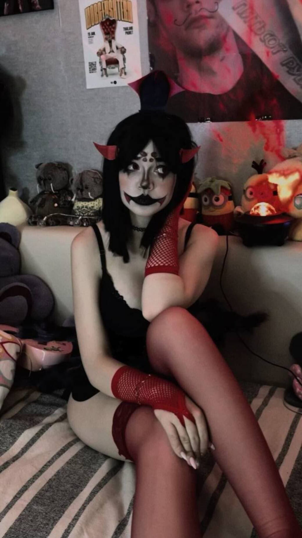 Спальня nektoto666 — подборка #78 nektoto666 слив фотосессии в спальне (кадры из закрытого архива, кадр 78)