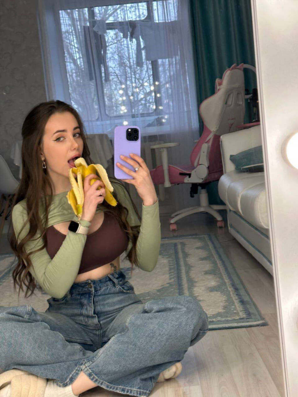 Likylafit слив фотосессии у зеркала (полный архив, кадр 125)