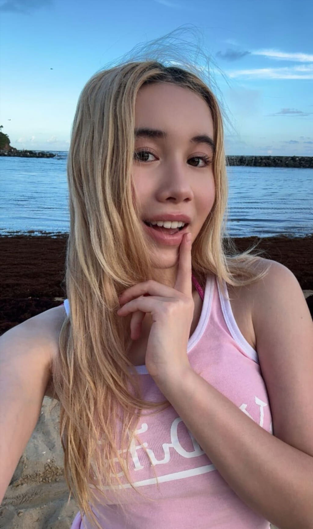 Недавний слив фотосессии Lil Tay (детальный ракурс, кадр 60)