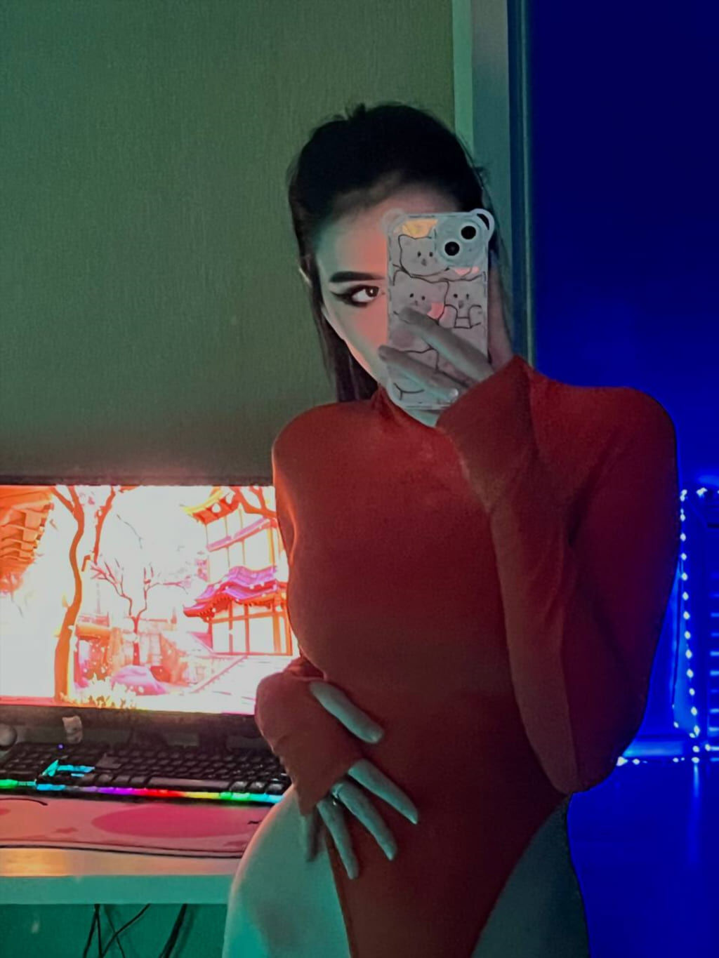 Чувственная Mabelend Слив Mabelend: чувственная фотосессия
