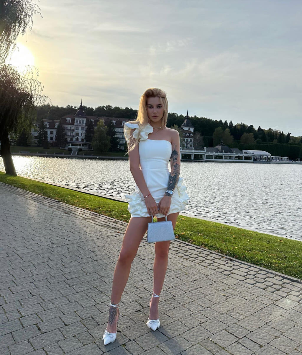 Слив maryymme: открытый топ (откровенный фотосет, кадр 86)