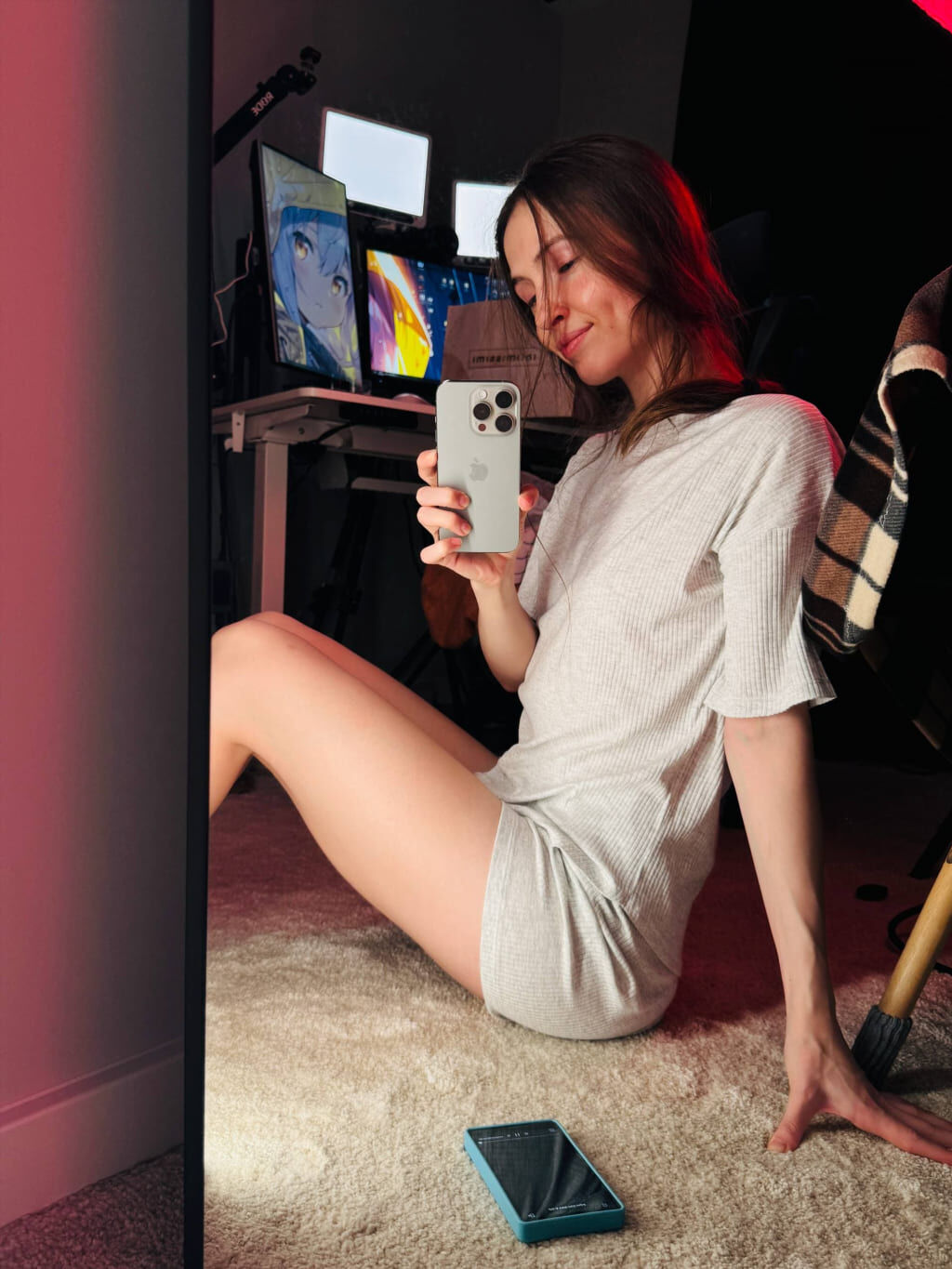 Полная фотогалерея Tangerin без цензуры